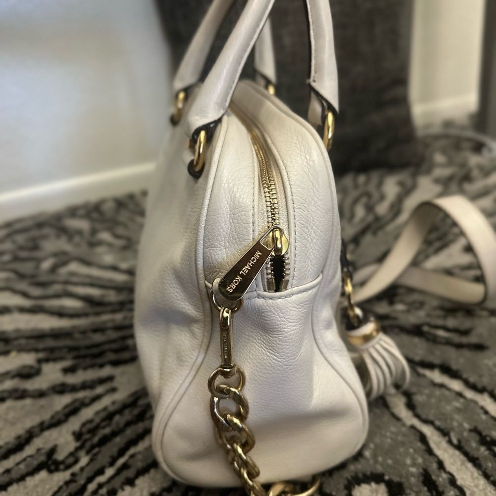 Michael Kors White Morgan bag - Picture 7 of 9